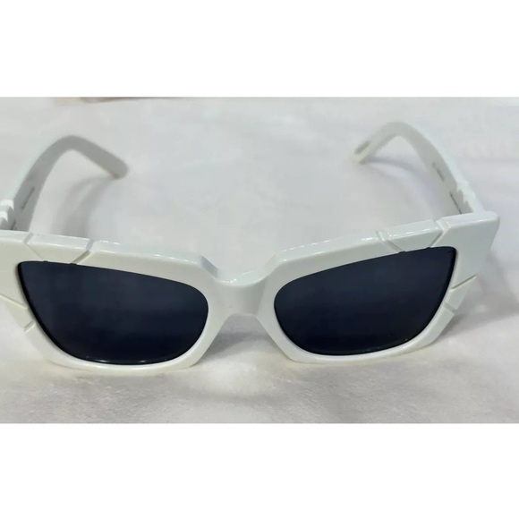 Pared Women's Hollywood & Vine White Women's Sunglasses Authentic Cat Eye - Picture 4 of 12